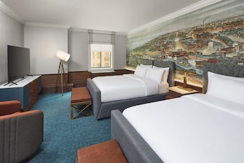 Room, 2 Queen Beds (Mobility Accessible, Roll-In Shower)