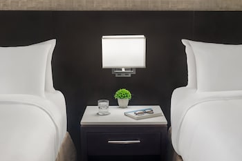 Standard Room, 2 Queen Beds