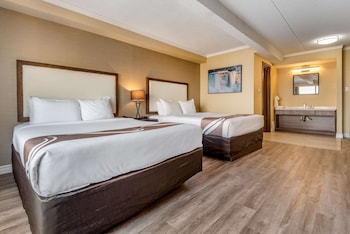 Exterior Room, 2 Queen Beds, Non Smoking