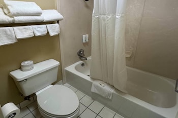 Standard Room, 2 Queen Beds, Non Smoking