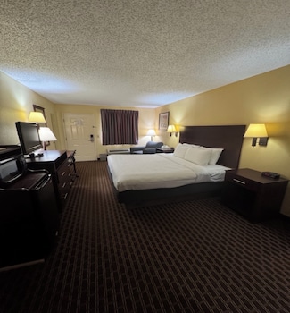Standard Room, 1 King Bed, Non Smoking