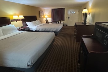 Standard Room, 2 Queen Beds, Non Smoking