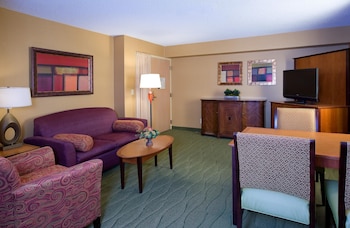 Suite, 1 King Bed with Sofa bed, Microwave, Corner