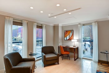 Suite, 1 Bedroom (1 King Bed)