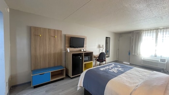 Room, 1 Queen Bed, Accessible