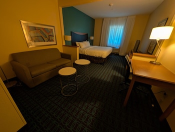Suite, 1 King Bed, Accessible, Non Smoking (with Sofabed)