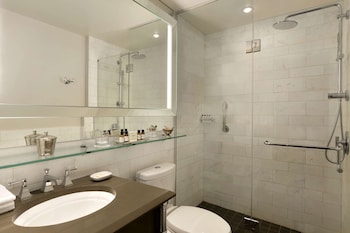 Signature Room, 1 King Bed