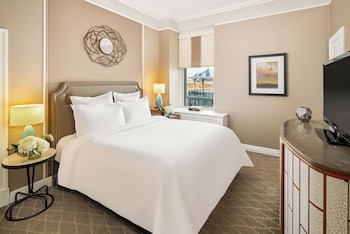 Junior Suite, 1 King Bed