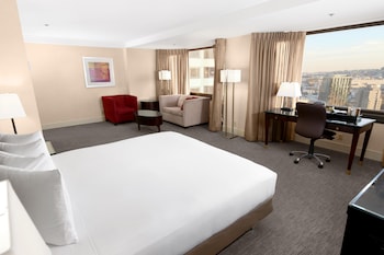 Junior Suite, 1 King Bed with Sofa bed, Bathtub (Deluxe View)