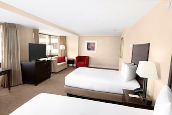 Junior Suite, Multiple Beds, Bathtub (Deluxe View)
