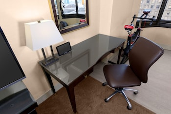Room, 1 King Bed (Fitness Room)