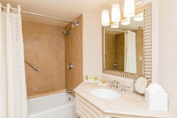 Room, 1 King Bed with Sofa bed, Bathtub