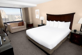 Deluxe Room, 1 King Bed with Sofa bed, Bathtub (Deluxe View)