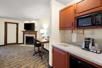 Standard Room, 1 King Bed, Non Smoking, Balcony (with Sofabed)