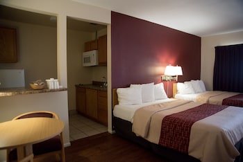 Suite, 2 Double Beds, Non Smoking, Kitchenette