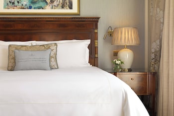 Room, 1 King Bed, Balcony (No View)