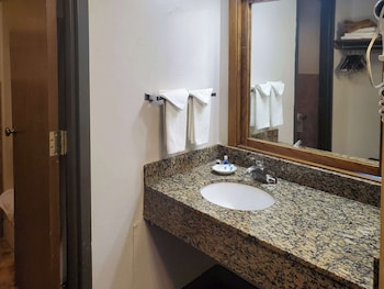 Suite, 1 King Bed, Non Smoking
