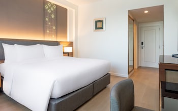 Superior Room, 1 King Bed