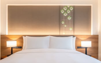 Superior Room, 1 King Bed