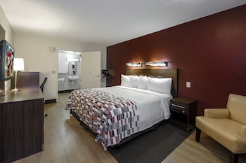 Superior Room, 1 King Bed, Accessible (Smoke Free)