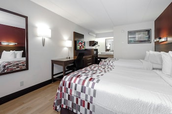 Deluxe Room, 2 Double Beds (Smoke Free)
