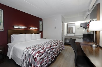 Deluxe Room, 1 King Bed (Smoke Free)