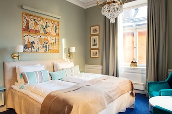 Superior Double Room, 1 King Bed, City View