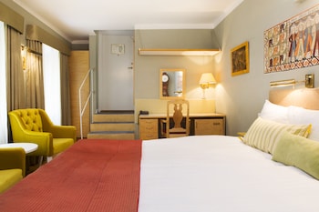 Superior Triple Room
