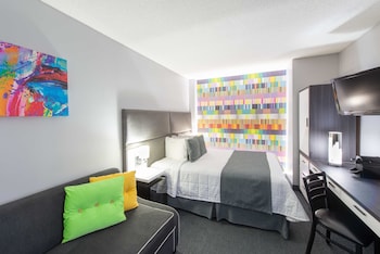 Room, 1 Queen Bed with Sofa bed, Non Smoking