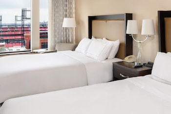 Room, 2 Queen Beds (Stadium View)