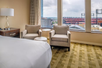 Stadium View King