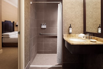 Room, Multiple Beds, Accessible (Shower)