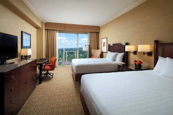Room, Multiple Beds (High Floor)