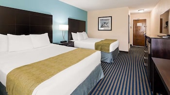 Standard Room, 2 Queen Beds, Non Smoking, Refrigerator & Microwave (Accessible)