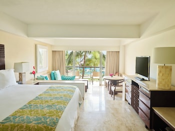 Ocean View Suite (1 King)