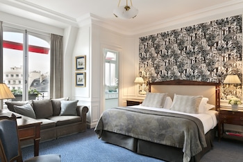 Deluxe Double or Twin Room
