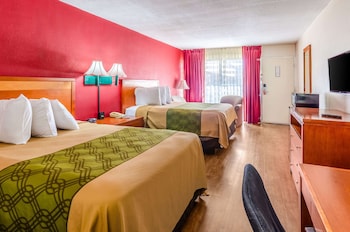 Standard Room, 2 Double Beds, Non Smoking