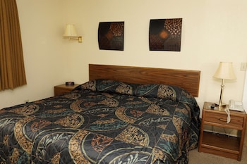 Standard Room, 1 Queen Bed, Non Smoking