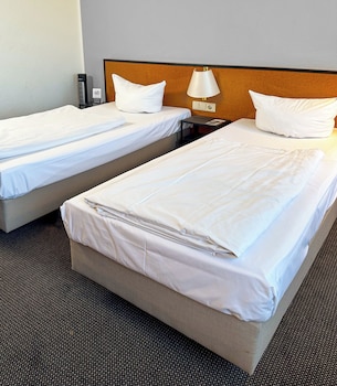 Economy Twin Room
