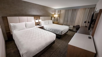 Studio Suite, 2 Queen Beds, Pool View