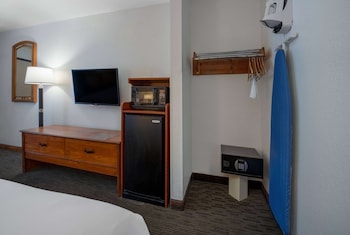 Standard Room, 2 Queen Beds, Non Smoking