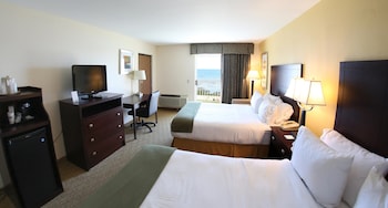 Standard Room, 2 Queen Beds, Jetted Tub