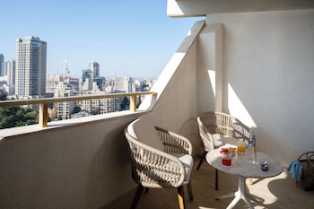 Junior Suite - Renovated