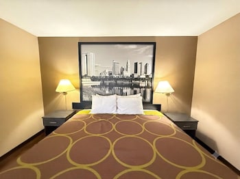 Studio Suite, 1 King Bed, Non Smoking
