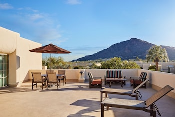 Suite, 1 Bedroom, Patio