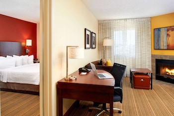 Suite, Multiple Beds (Two Bedroom)