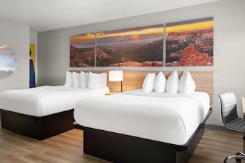 Standard Room, 2 Queen Beds