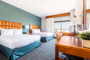 Two Queen Beds, Non-Smoking, Accessible