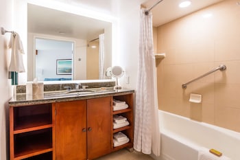 Junior Suite, 1 King Bed, Accessible, Non Smoking