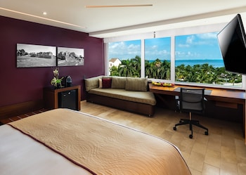 Standard Room, 2 Queen Beds, Ocean View